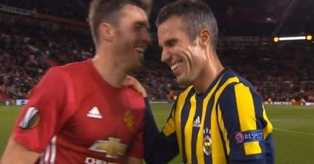 Van Persie'nin keyfi yerinde