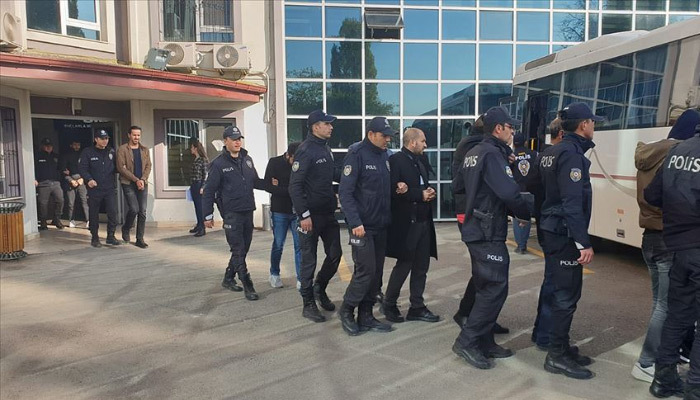 Vize şebekesine beş ilde operasyon