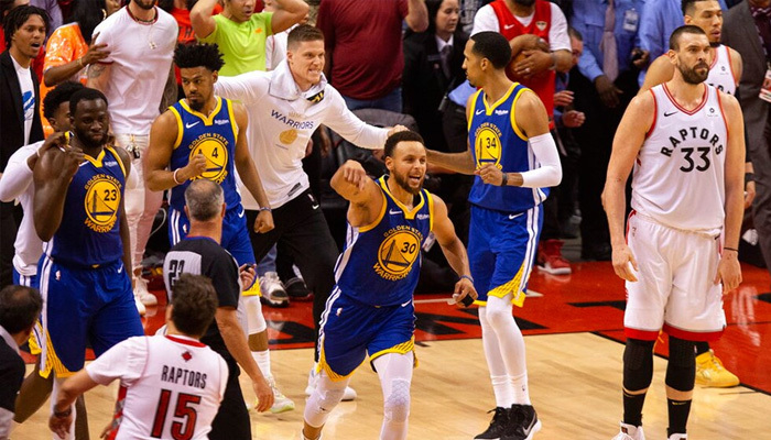 Warriors pes etmedi!