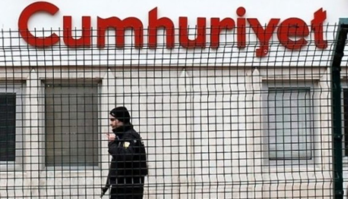 7 eski 'Cumhuriyet' çalışanı serbest bırakıldı
