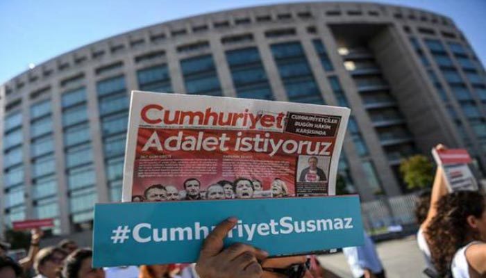 Yargıtay'dan Cumhuriyet çalışanlarına beraat talebi