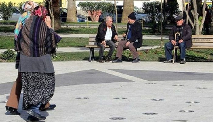 Yaşlılar ve kronik hastalar için sokağa çıkma yasağı getirildi