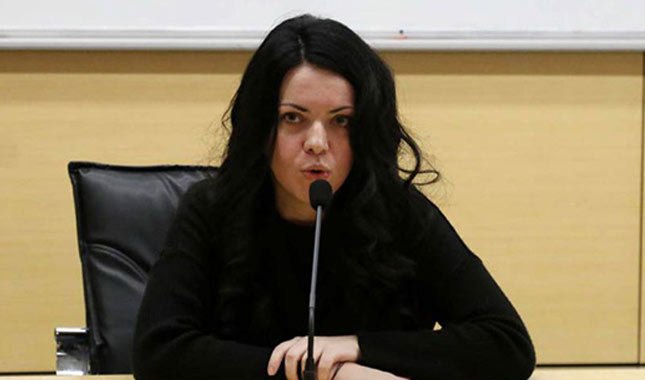 Yeni Şafak yazarı mail ile kovuldu (Merve Şebnem Oruç kimdir?)