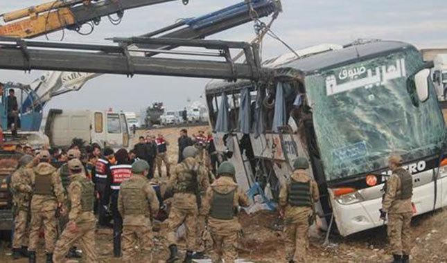 Yolcu otobüsü Silopi yakınlarında kaza yaptı