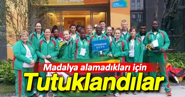 Zimbabve Başkanı madalya alamayanlara acımadı