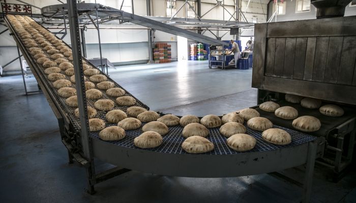 İHH Suriye'de 6 ayda 78 milyon ekmek dağıttı