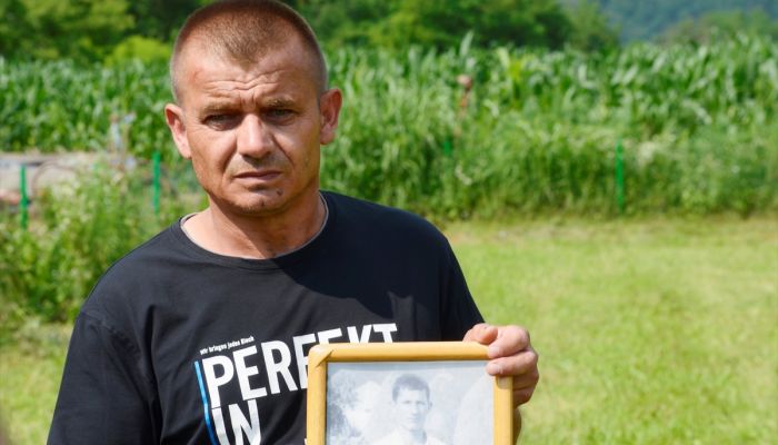 Srebrenitsa kurbanlarının aileleri, sevdiklerini 25 yıl sonra toprağa verecek 