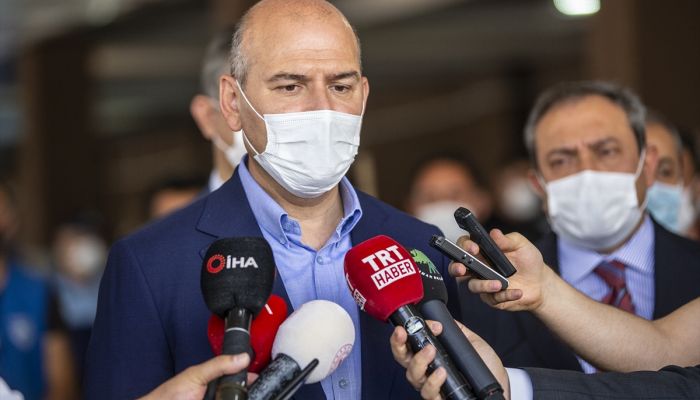 Soylu: "Dünyada ikinci dalganın geldiği noktasında bir değerlendirme var. Aynı durumla biz de karşılaşmayalım. Kendi kontrolümüzü kendimiz yapalım."