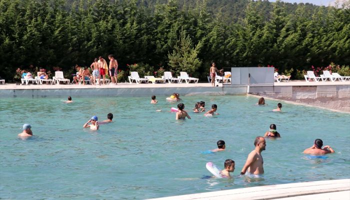 "Bolu'nun Pamukkalesi" Akkayalar Travertenleri cazibe merkezi haline geldi