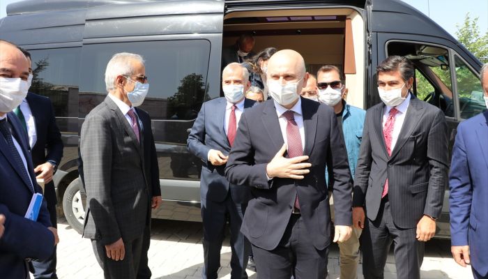 Ulaştırma ve Altyapı Bakanı Karaismailoğlu, Honaz Tüneli'nde incelemelerde bulundu: