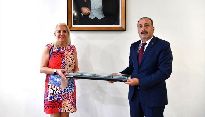 KARDEMİR Genel Müdür Vekili Özkara, TCDD Taşımacılık AŞ Genel Müdürü Yazıcı'yı ağırladı
