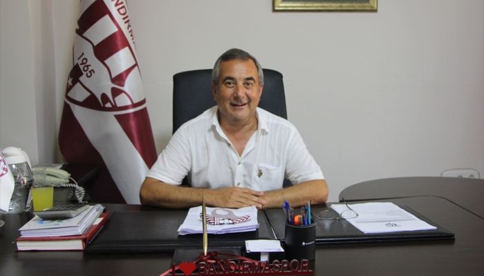 Bandırmaspor Kulübü Başkanı Göksel Karlahan: "Başkanlığı kendi arzumla bırakıyorum"