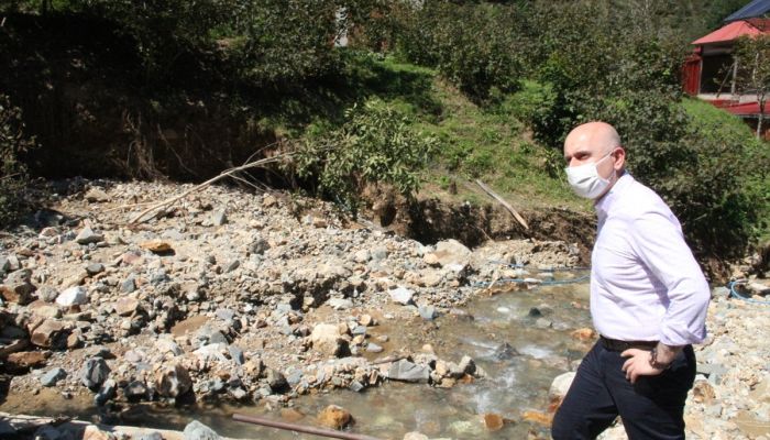 Ulaştırma ve Altyapı Bakanı Adil Karaismailoğlu, Giresun'daki sel bölgesinde: