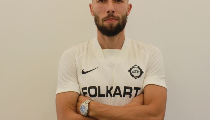 Altay, Edin Cocalic'i transfer etti