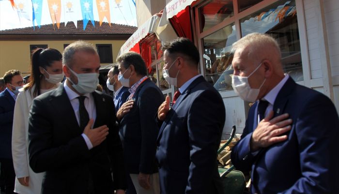 AK Parti'li Kandemir ve Karaaslan, Vezirköprü kongresine katıldı