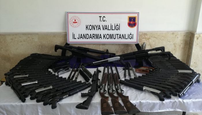 Konya'da silah kaçakçılığı operasyonunda 91 av tüfeği ele geçirildi