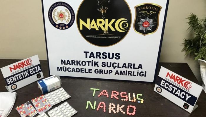 Mersin'de uyuşturucu operasyonlarında yakalanan 2 kişiden biri tutuklandı 