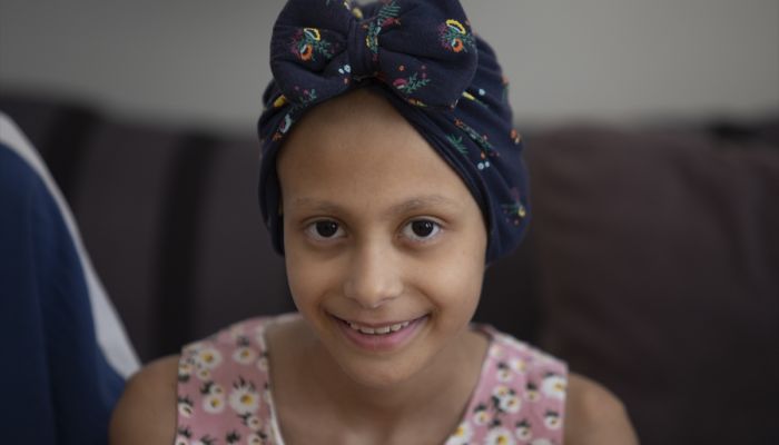 Kanserle savaşını kitaba döken 9 yaşındaki Ecrin, "mutlu son" arıyor
