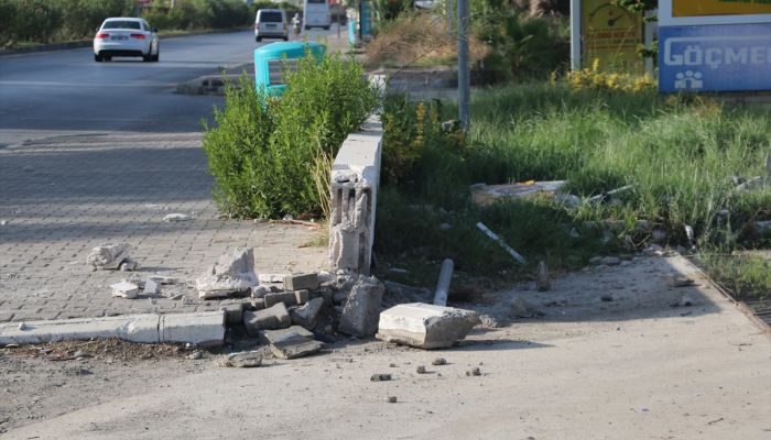 Antalya'da otomobilin çarptığı çocuk öldü