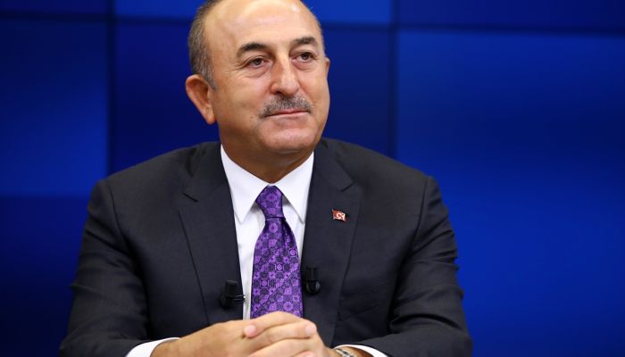 Bakan Çavuşoğlu: "(Macron'un) Azerbaycan toprakları için endişe duymazken, Ermenistan'a dayanışma göstermesi işgali desteklemesi anlamına gelir"