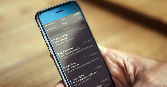 iOS 10'da "porno GIF" skandalı
