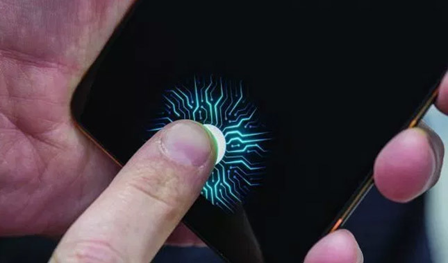iPhone'dan yeni parmak izi okuyucu