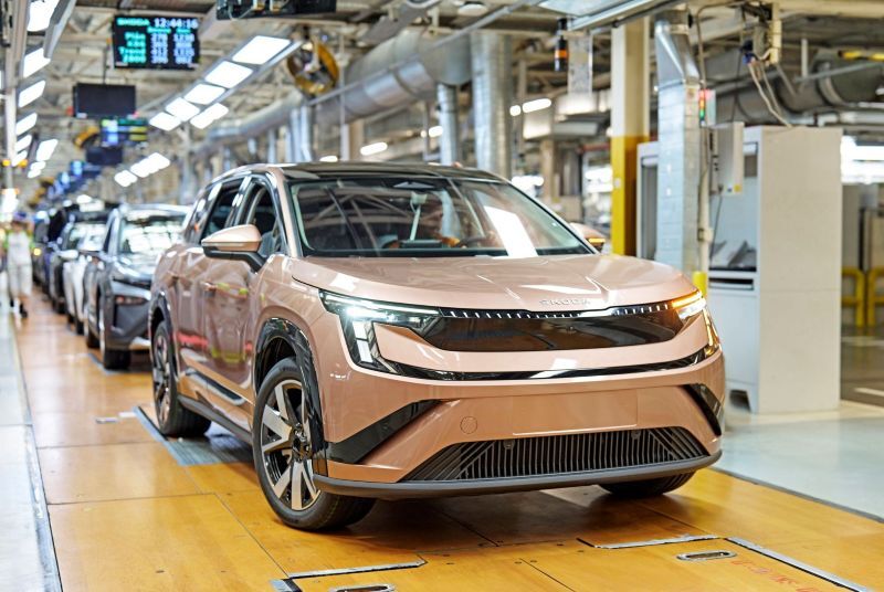 Škoda'nın Elektrikli SUV'u Peaq'in Seri Üretimi Başladı