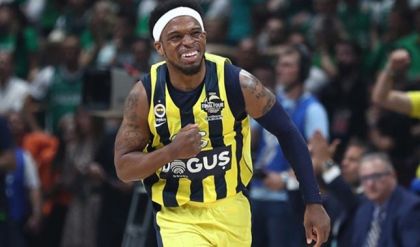2 yıl daha Fenerbahçe Beko'da
