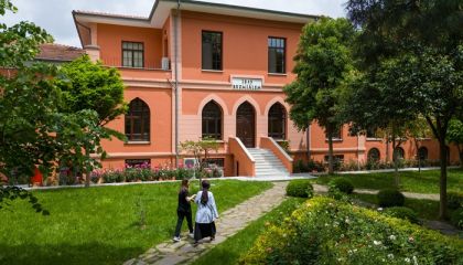 Bezmiâlem'de Dev Organ Nakli Kongresi: Türkiye'nin İlkleri Öğrencilerle Buluşuyor