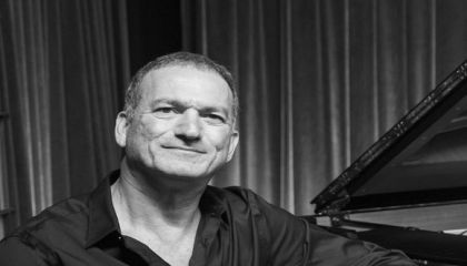Cazın Usta İsmi Kerem Görsev, Jazz & Tapas Vol. 33 İçin Arcadia Bağları'nda