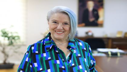 ELMA ÇOCUK'TAN CUMHURİYET'İN 102.YILINA ÖZEL KİTAP