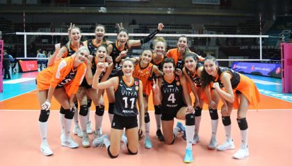 Eczacıbaşı Vitra kayıpsız ilerliyor