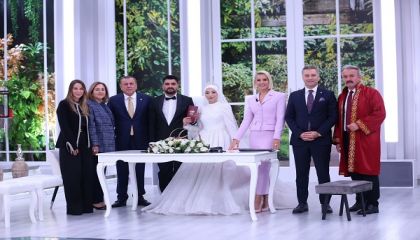 Esra Erol'da Genç Çifte Mutlu Yuva: 