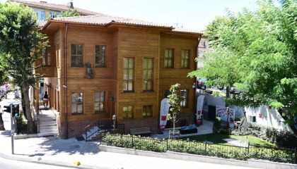 KADIKÖY'DE “DOĞAYA SAHİP ÇIKAN KARİKATÜRLER” SERGİSİ