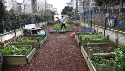 KADIKÖY'DE EKOLOJİK YAŞAM MERKEZİ'NDE ATÖLYELER SÜRÜYOR