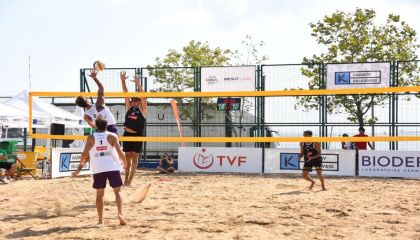 KALAMIŞ'TA PLAJ VOLEYBOLU TURNUVASI HEYECANI BAŞLIYOR