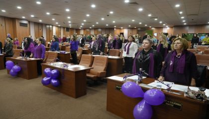 KARTAL'DA KADINLAR YEREL YÖNETİMDE SÖZ SAHİBİ 