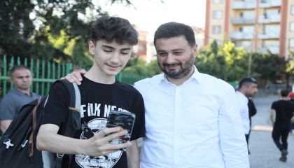 KÂĞITHANE BELEDİYESİ GENÇLERİN YKS ÜCRETLERİNİ KARŞILIYOR