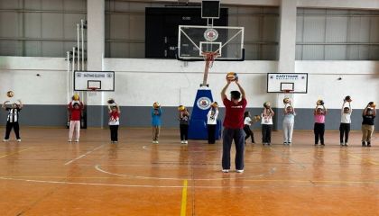 KIŞ SPOR OKULLARI ÇOCUKLARIN GELİŞİMİNE KATKI SAĞLIYOR