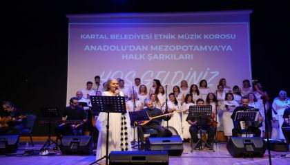Kartal Belediyesi Etnik Müzik Korosu Performansıyla Büyüledi