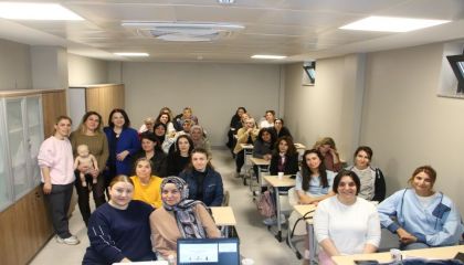 Kartal Belediyesi'nden Kadınlara Yönelik Önemli Eğitim: Temel İlk Yardım Semineri