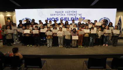 Makina Hangar'da Maker Eğitimi Gururu: Genç Yetenekler Sertifikalarını Aldı