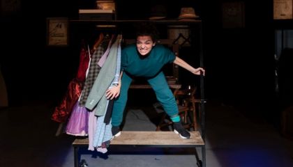 Merve Polat'tın ödüllü oyunu 'Yan Rol', hafta sonu Şişli Tiyatrosu'nda sahnelenecek