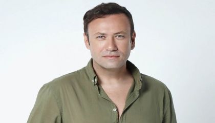 ÖZGÜR ARAS'IN KİTABI YENi BASKISINI TITANIC LUXURY COLLECTION BODRUM'DA KUTLADI