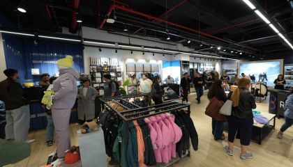 Quiksilver, İstanbul Trump Alışveriş Merkezi'nde yeni mağazasını açtı