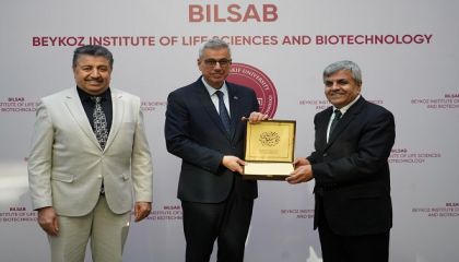 Sağlık Bakanı Prof. Dr. Kemal Memişoğlu, Bezmiâlem Biyoteknoloji Enstitüsü'nü Ziyaret Etti