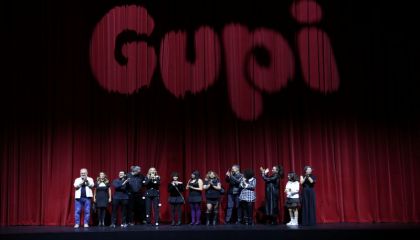 Sinema Filmi “Gupi ve Gülmeyen Kral”a Festival Gibi Gala