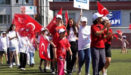 Şişli'de Yaz Spor Okulları Coşkulu Şölenle Başladı