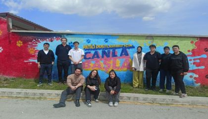 Teknokent Koleji Öğrencileri Patili Dostlarla Buluştu