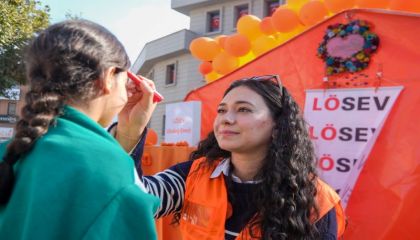 ULUDAĞ ENERJİ VE LÖSEV, “TURUNCU ÇADIR”DA BİR ARAYA GELDİ